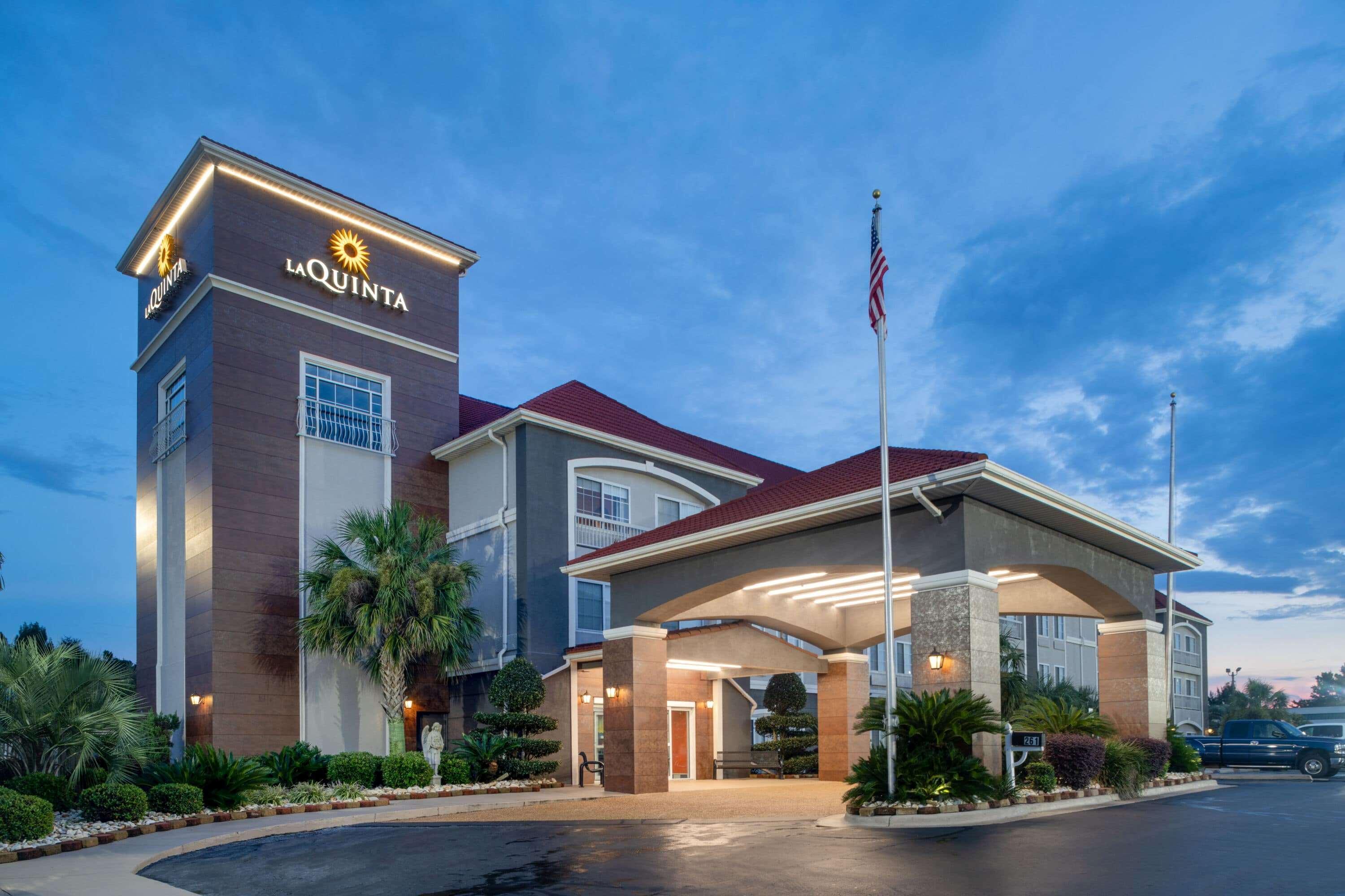 La Quinta By Wyndham Prattville Exterior photo